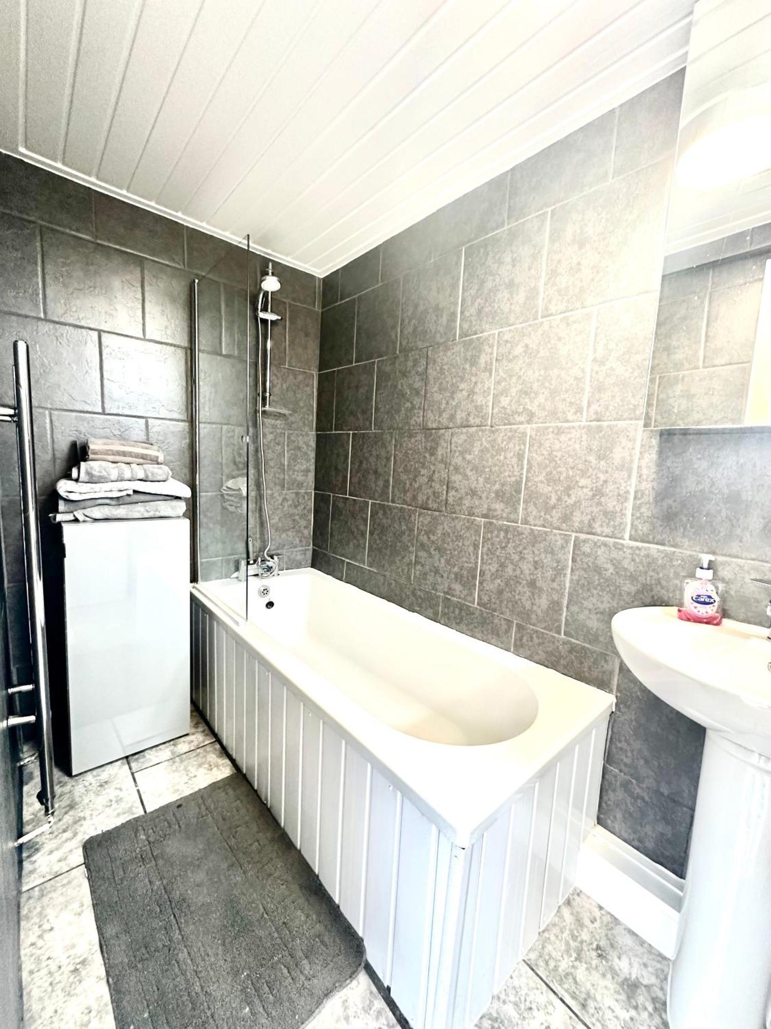 Arthur Street, Stylish 3 Bedroom House Kingston upon Hull Eksteriør bilde